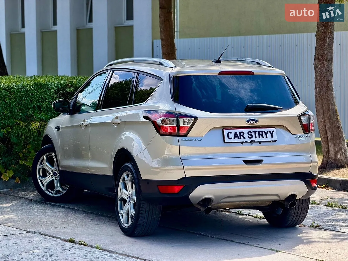 2017 Ford Escape - мініатюра 3