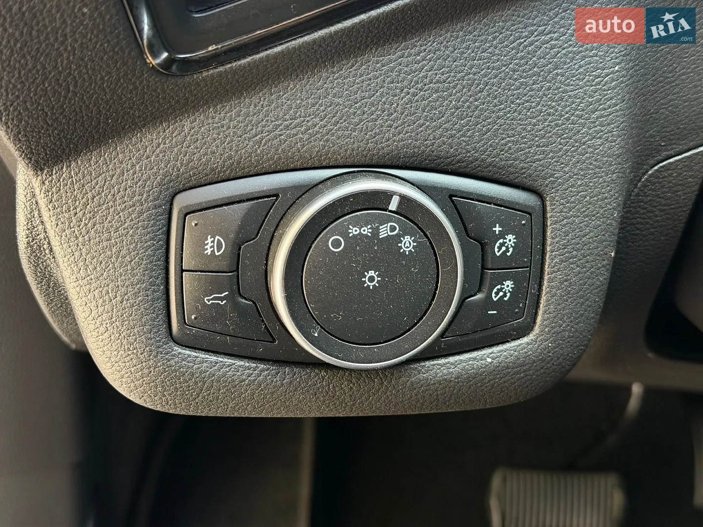 2017 Ford Escape - мініатюра 50