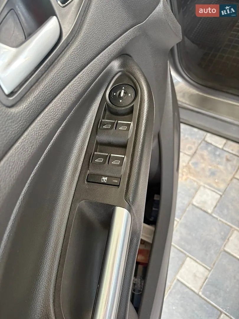 2012 Ford Escape - мініатюра 8