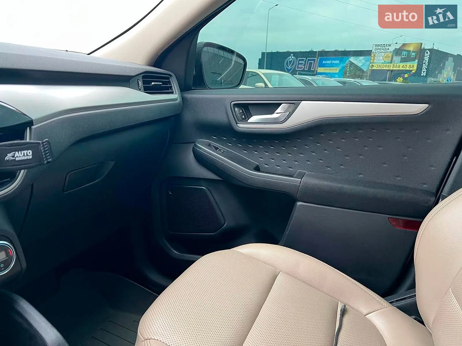 2020 Ford Escape - мініатюра 34