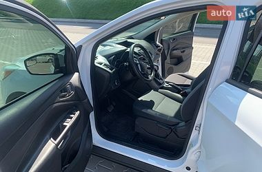 Внедорожник / Кроссовер Ford Escape 2015 в Киеве фото 6 Внедорожник / Кроссовер Ford Escape 2015 в Киеве