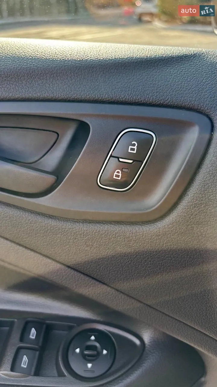 2018 Ford Escape - мініатюра 16