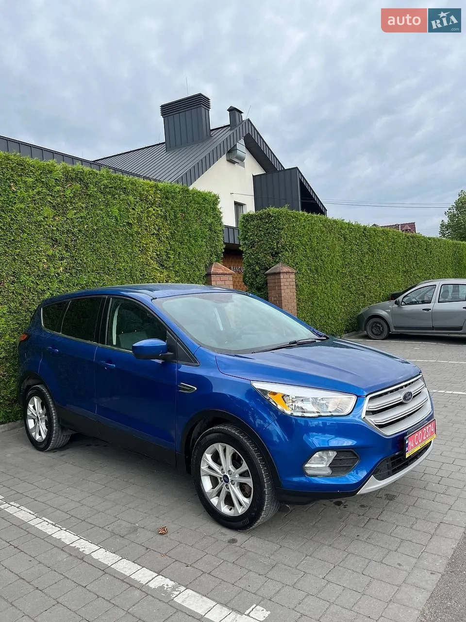 2017 Ford Escape - мініатюра 2