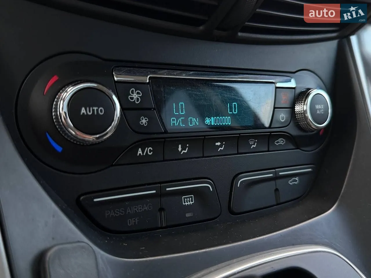 2012 Ford Escape - мініатюра 27