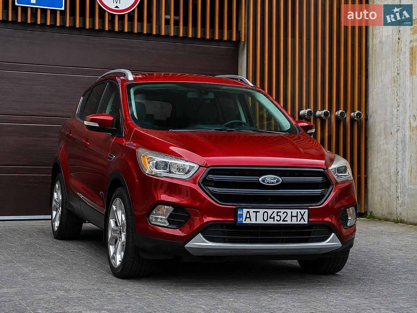 2019 Ford Escape - мініатюра 2