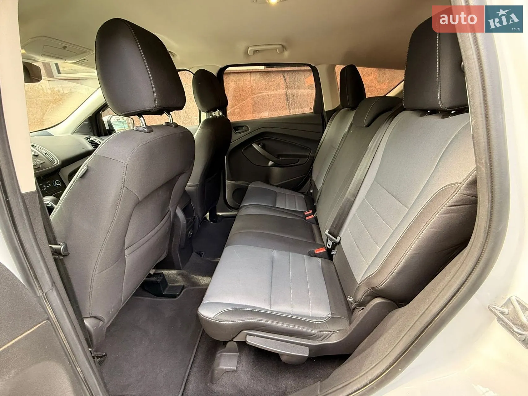 2016 Ford Escape - мініатюра 2