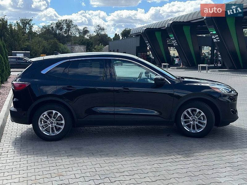 Внедорожник / Кроссовер Ford Escape 2020 в Одессе