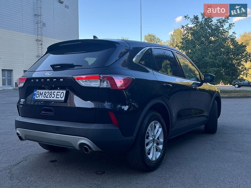 Позашляховик / Кросовер Ford Escape 2021 в Ромнах