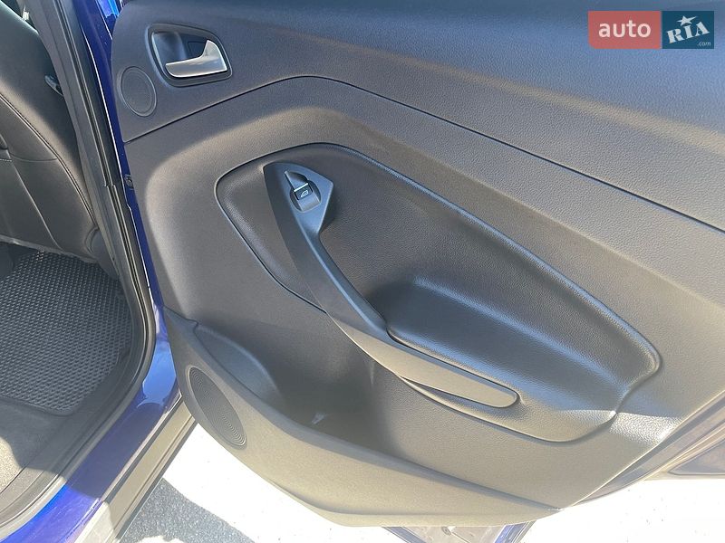 Внедорожник / Кроссовер Ford Escape 2013 в Харькове