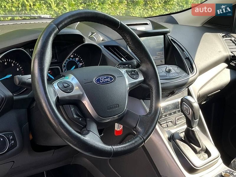 Внедорожник / Кроссовер Ford Escape 2016 в Львове