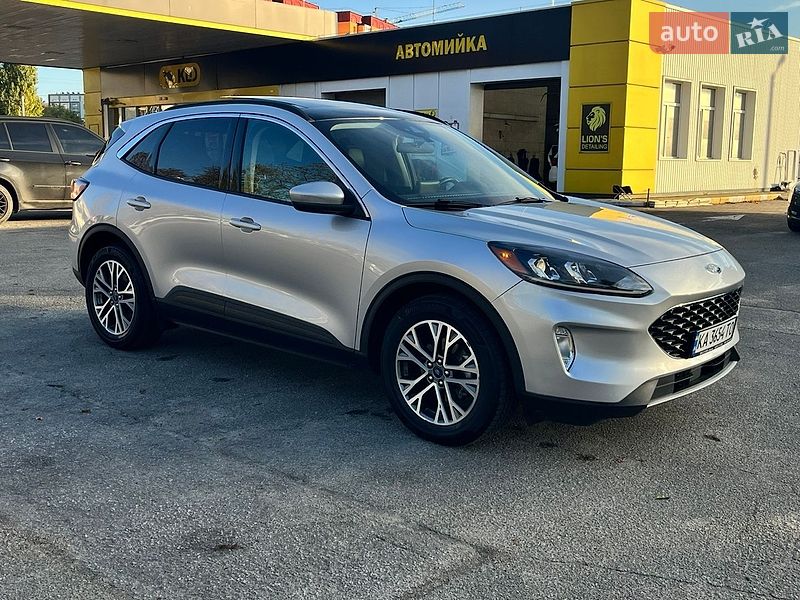 Позашляховик / Кросовер Ford Escape 2019 в Василькові