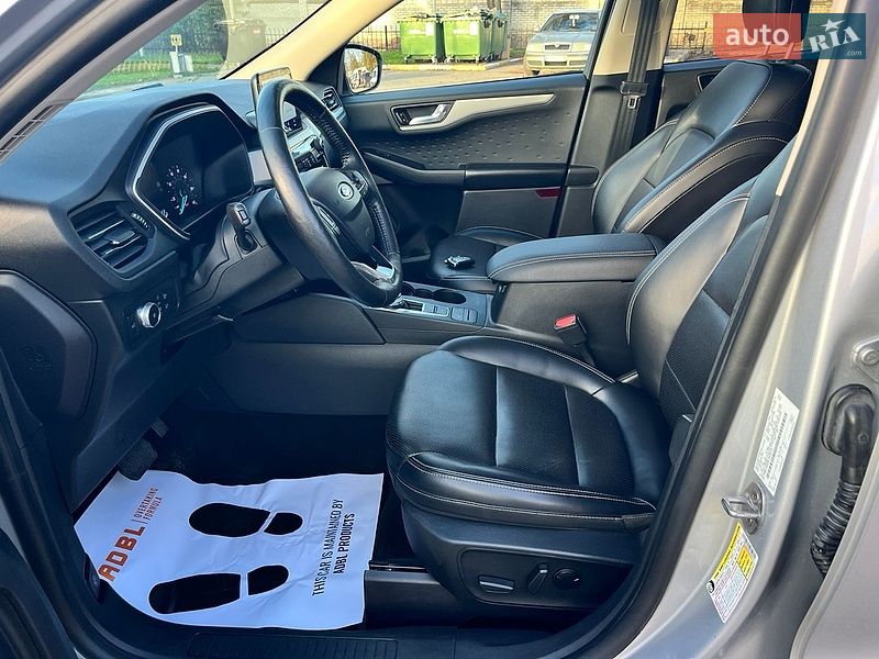 Позашляховик / Кросовер Ford Escape 2019 в Василькові