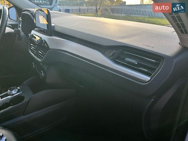 Позашляховик / Кросовер Ford Escape 2019 в Василькові