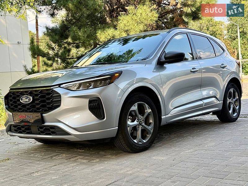 Внедорожник / Кроссовер Ford Escape 2024 в Днепре