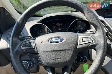 Внедорожник / Кроссовер Ford Escape 2018 в Львове