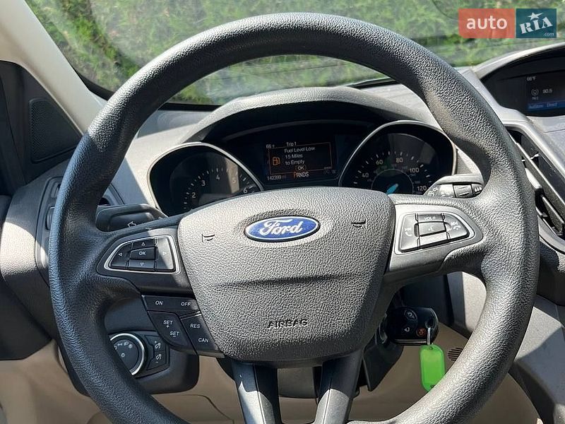 Внедорожник / Кроссовер Ford Escape 2018 в Львове