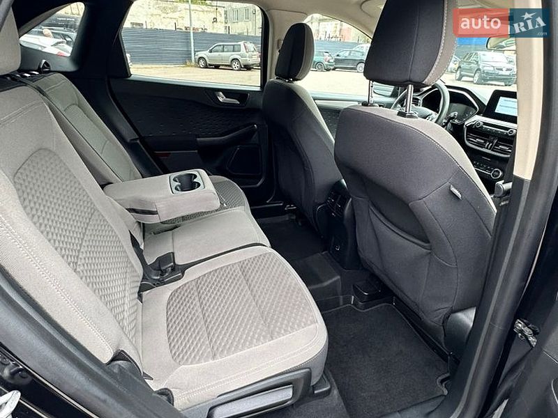 Позашляховик / Кросовер Ford Escape 2020 в Одесі