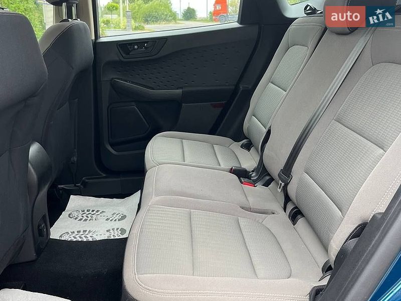 Позашляховик / Кросовер Ford Escape 2020 в Львові