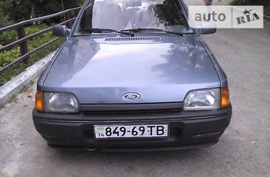 Хетчбек Ford Escort 1990 в Львові