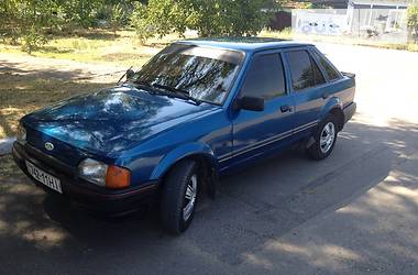 Хэтчбек Ford Escort 1989 в Николаеве