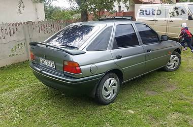 Седан Ford Escort 1991 в Івано-Франківську