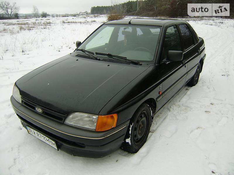 Хэтчбек Ford Escort 1991 в Полтаве