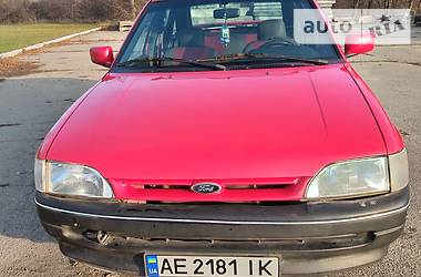 Хэтчбек Ford Escort 1991 в Желтых Водах