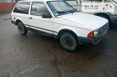 Купе Ford Escort 1985 в Сваляве