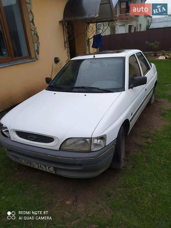 Седан Ford Escort 1993 в Львове фото 2 Седан Ford Escort 1993 в Львове