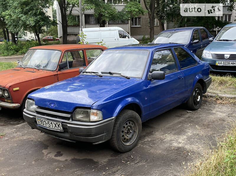 Купе Ford Escort 1986 в Киеве