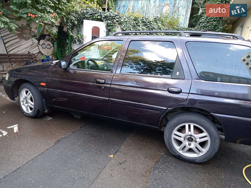 Универсал Ford Escort 1998 в Одессе