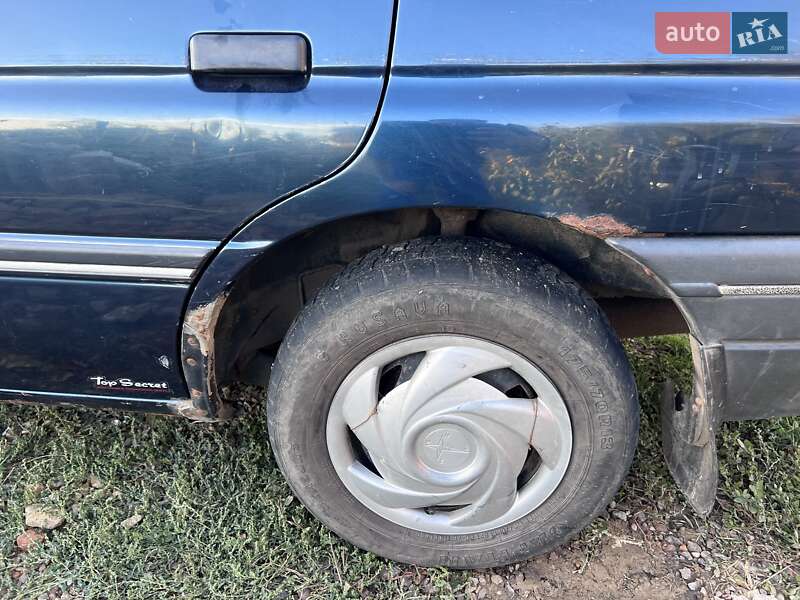 Седан Ford Escort 1994 в Раздельной