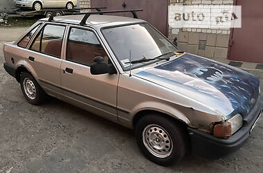 Лифтбек Ford Escort 1986 в 