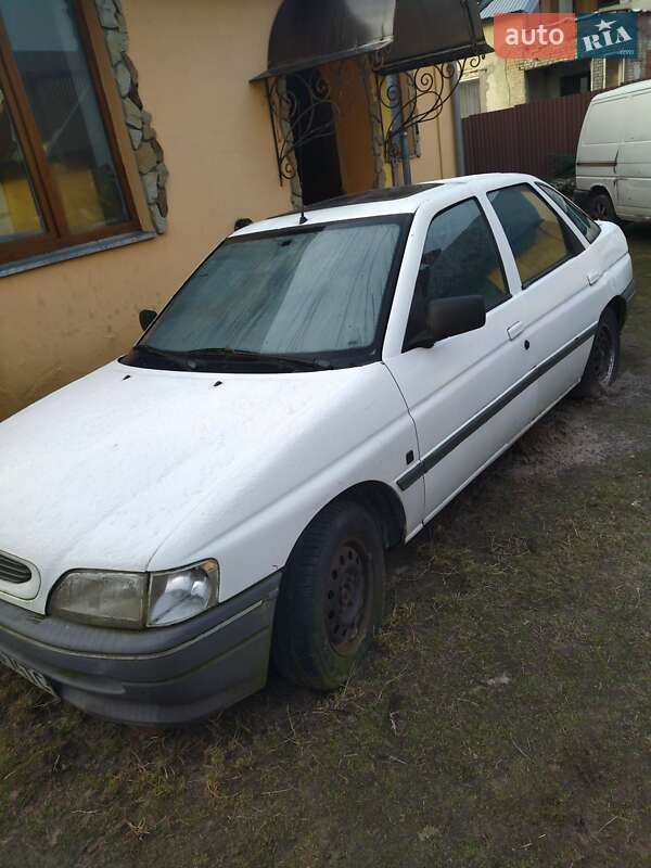 Седан Ford Escort 1993 в Львове фото 15 Седан Ford Escort 1993 в Львове