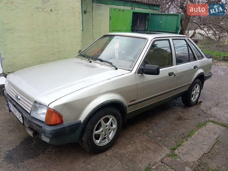 Хэтчбек Ford Escort 1985 в Днепре