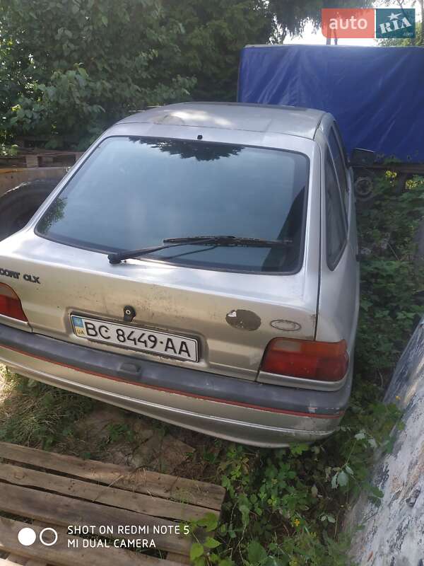 Хэтчбек Ford Escort 1991 в Львове