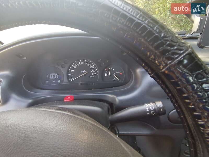 Хетчбек Ford Escort 1997 в Запоріжжі