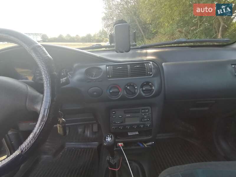 Хетчбек Ford Escort 1997 в Запоріжжі