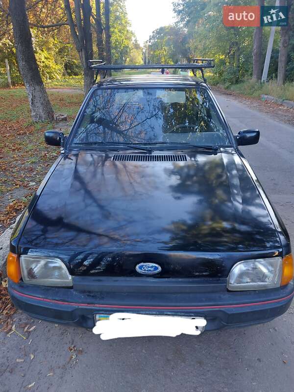 Хэтчбек Ford Escort 1990 в Харькове