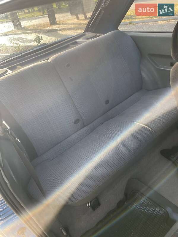 Хэтчбек Ford Escort 1985 в Кривом Роге