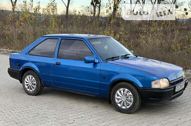 Хэтчбек Ford Escort 1987 в 