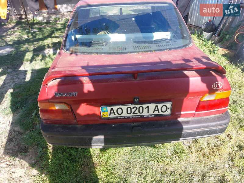 Седан Ford Escort 1994 в Мукачево фото 2 Седан Ford Escort 1994 в Мукачево