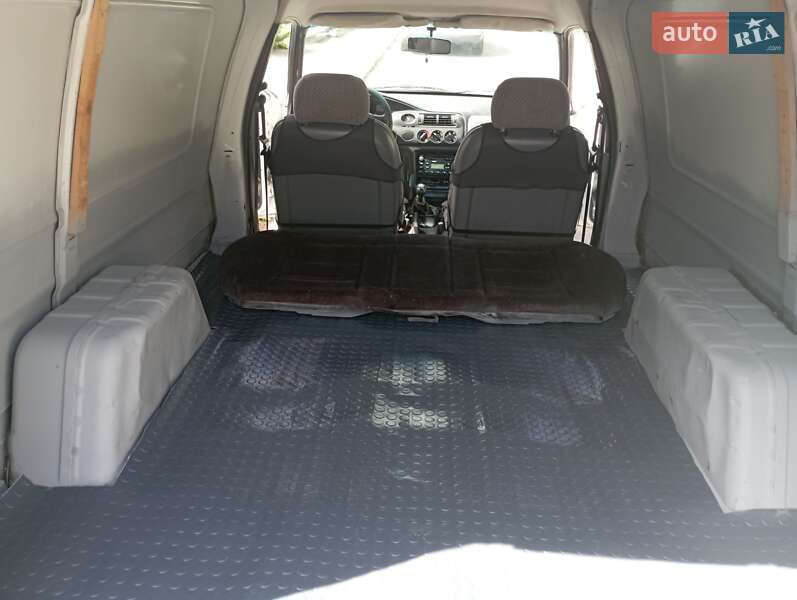 Универсал Ford Escort 2001 в Золочеве