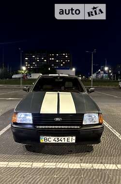 Хэтчбек Ford Escort 1985 в Львове