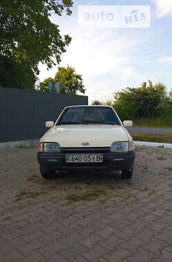Хэтчбек Ford Escort 1989 в Черновцах