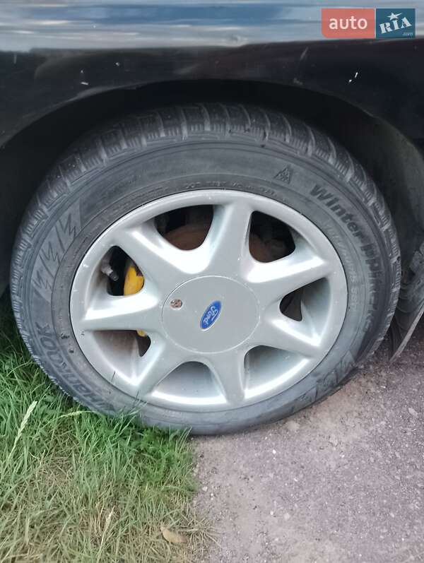 Хэтчбек Ford Escort 1992 в Тернополе