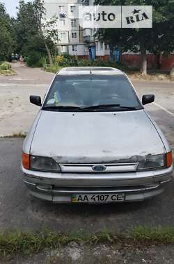 Хэтчбек Ford Escort 1990 в Житомире