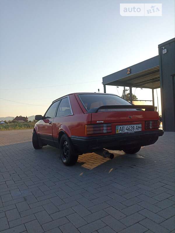 Хетчбек Ford Escort 1981 в Тячеві