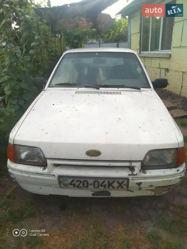 Ford Escort 1987