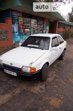 Хэтчбек Ford Escort 1986 в Днепре